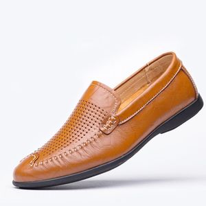 New Spring Autumn Slip-On Men's Loafers Genuine Leather Casual Shoes Men Plus Size Men Flats Light Weight Driving shoes Size 37-46