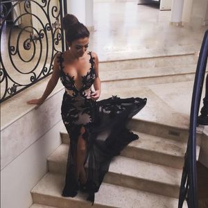 Sexy profundo decote em V Mermaid Prom Dresses Black Lace apliques Spaghetti Strap Cocktail Party vestido Side Dividir Trem da varredura Vestidos Formais