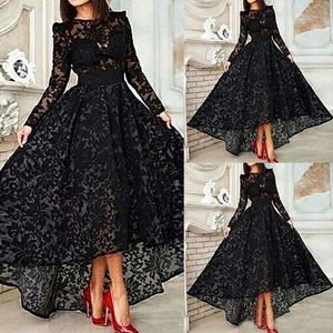 Ny Ankomst Party Evening Dresses Vestido de Festa High-Low Prom Dress Lace O-Neck Frock Spaghetti Sexiga muslimska Långärmade kappor