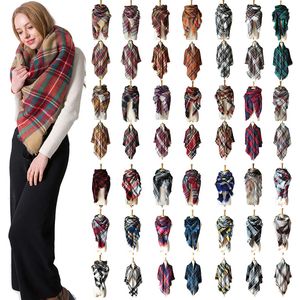 38 colori Plaid Pashmina Sciarpa 140 * 140 cm Sciarpa Tartan Oversize 28 Stili Wrap Shawl Square Tassel Sciarpe Calda Yoga Coperta M141