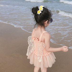 Ins Baby Girls Angel Wings Kącik Suit Summer New Kids Butterfly Princess Swimsuit Szybki dziecięce sukienka kąpielowa C6287