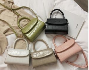 Tasarımcı-kadın küçük çanta yeni moda taş desen vahşi yabancı gaz çanta omuz çantası toptan ve perakende