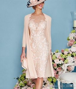 Vintage Lace Mother Of The Bride Dresses Plus Size Formal 3/4 Sleeve Knee Length Sheer Neck Applique Mother Groom Dresses