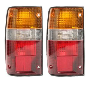 Freeshipping 1 SZTUK LEWY / ROKOWY CAR LIGHT LIGHT Światła ostrzegawcze Lampy tylne Kwiaty tylne części do 89-94 TOYOTO HILUX Pickup MK3 LN RN YN