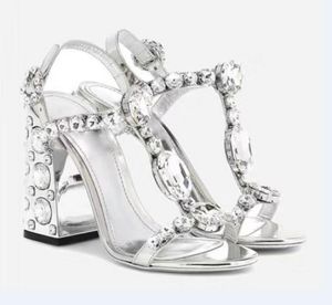 2022 العلامة التجارية حجر الراين الصنادل النساء المفتوحة تو الماس عالية الكعب أحذية الزفاف الماس حزب الحذاء رقيقة كعب المصارع صندل سيدة