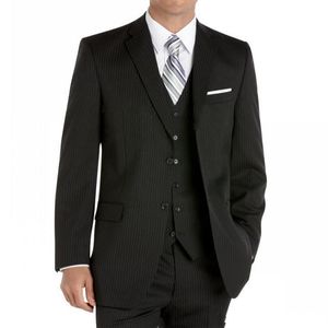 Svart Pinstripe Bröllop Brudgum Tuxedos Tre Piece Notched Lapel Classic Fit Business Formal Män Passar Skräddarsydda Jacka Byxor Vest