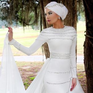 Nyaste Långärmad Muslim Chiffon Bröllopsklänningar Med Avtagbar Tåg Dubai Bröllopsklänning Beaded Country Bridal Dress
