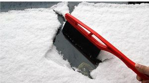 Car snow brush winter snow scraper ice scraper glass scraper window defrosting