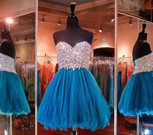 Gratis frakt Teal Blue Sweetheart Strapless Mini Length Crystal spetsar upp Back Prom Homecoming -klänningar med pärlstav bodice HY1635