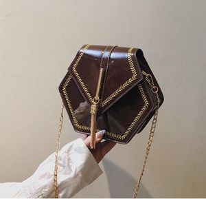 2020 moda damska torebka typu worek wysokiej jakości torba na ramię z prawdziwej skóry klasyczny Design torby Crossbody torebki damskie więcej kolorów