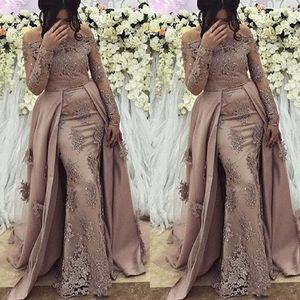 Nya Sexiga Arabiska Prom Klänningar För Kvinnor Av Skulder Mermaid Långärmad Lace Appliques Crystal Beaded Formal Evening Dress Party Gowns