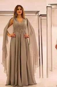 Elegantes Chiffon-Illusion-Rücken-Kleid für die Brautmutter mit Spitzenapplikationen, Perlen, gerafftem V-Ausschnitt, Mutter-Bräutigam-Kleider in Übergröße HY381