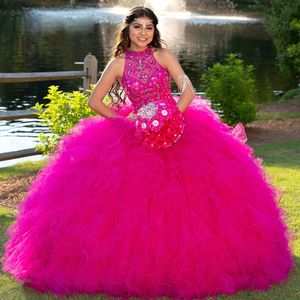 Oszałamiająca fuksja Ruffles Losteed Quinceanera Dresses Jewel Neck Crystal Puffy Słodka sukienka na 15 16 Urodziny Prom Suknie