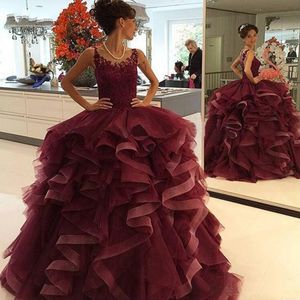 Burgundy Lace Ruffle Quinceanera Dress Sweet 16 Girls 2020 Sheer Cap Sleeve Scoop Hollow Back Ball Gown Prom Dress 8th Grade Women Pageant