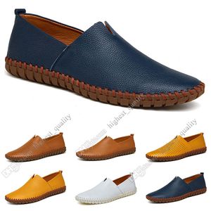 New hot Fashion 38-50 Eur nuove scarpe da uomo in pelle da uomo Colori caramella soprascarpe Scarpe casual britanniche spedizione gratuita Espadrillas Due