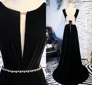Black Velvet Formal Evening Dresses 2019 Crystal Sash Bateau Backless Corset Back Dubai Abaya Kaftan Dresses Party Prom Dress Billiga 2019