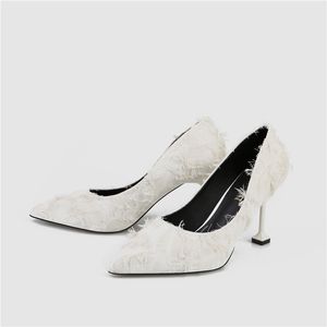 Hot Sale-tassel dress shoes spool heel Ladies slip on cloth upper high heels shallow pumps Euro simple party lady shoes zy326