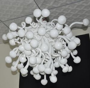 Lampade Lampadario di Murano all'ingrosso Lampadario a sospensione a forma di fungo bianco smerigliato Illuminazione Lampadari italiani in vetro soffiato fatti a mano