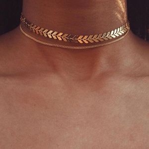 Multi-Pfeil-Choker-Halskette, Pailletten-Halskette, zweilagige Halsketten, Goldfarbe, Fischgräte, doppellagige Flugzeug-Halskette, flache Kette, Chocker