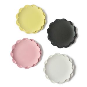 Blomma formad tum keramik middag plattor efterrätt kaka rätter för bröllop catering matt finish svart vit gul rosa blå