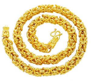 Collana con rubinetto in stoffa da uomo placcata in oro 24K. Collana prepotente placcata in ottone con gioielli in oro sabbia