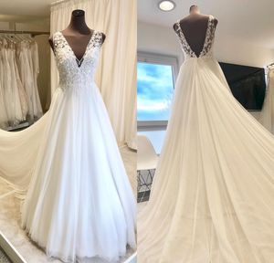 A-Linie Brautkleider Spitze V-Ausschnitt Applikation Strass Perlen Brautkleider Tüll rückenfrei Sweep Zug Brautkleider Vestidos De Novia