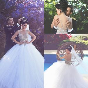 Splendido abito da ballo in cristalli con perline importanti 2020 Abiti da sposa Girocollo Collo trasparente Sexy Back Puff Tulle Abiti da sposa Arabo