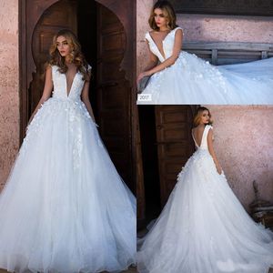 Neue Brautkleider mit voller Spitze und tiefem V-Ausschnitt, rückenfrei, mit Schleppe, glamouröse Brautkleider, hochwertige, maßgeschneiderte Brautkleider