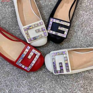 Hot Sale-2019 new Casual and fashionable ladies dress shoes flat dress shoes The high quality Import diamond Wedding dress shoes