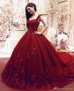 2020 Mörk röd söt 16 quinceanera klänning boll klänning spets 3d blommiga applikationer pärlstav masquerade puffy lång prom kväll formell slitage vestidos