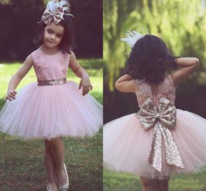 Rosa Curta Curta Meninas Pageant Dress Vestido Ballet Vestido Sparkly Lingless Bow Lace A Linha Pequena Meninas Vestidos De Festa De Prom Vestido