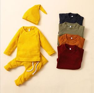 Conjuntos de roupas de bebê sólido de malha três peças sets infantil inverno manga longa tops calças com boné menino menina ao ar livre Outfit de roupa quente YP107