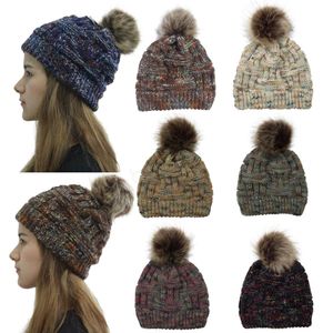 Winter Frauen Gestrickte Hut Warme Pom Pom bunte Wolle Hut Damen Schädel Beanie Solide Weibliche Outdoor Caps