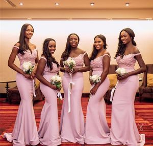 African Pink Bridesmaid Dresses Black Girls Summer Country Garden Formell Bröllopsfest Guest Maid of Honor Gowns Plus Size Custom Made