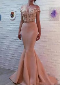 2020 Sexy Blush Pink Mermaid Evening Dresses Off Shoulder Lace Appliques Crystal Beaded Open Back Formal Party Dress Celebrity Prom Gowns