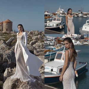 Lian Rokman Syrenki Suknie ślubne z długą kurtką 2020 Koronki Aplikacje Sweep Pociąg Suknia Ślubna Plaża Custom Made Western Bridal Suknie