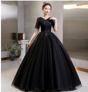 Black Ball Gown Gothic Wedding Dresses Modest V Neck Short Sleeves Beaded Lace Tulle Corst Back Bridal Gowns Non White 3D Flowers