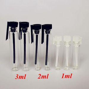 100pcs / parti 1ml 2ml 3ml glas parfymflaskor provtestflaskor glas parfymflaskor rörglasflaska med plastpropp