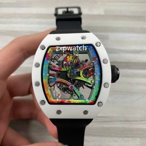 Bästa kvalitet 68-01 Fashion Watch Vit Keramisk Graffiti Färg Skelett Ring Automatisk Sapphire Mens Watch Gummi Sport Klockor