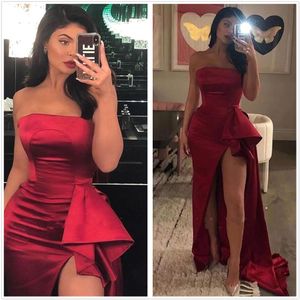 Elegant Burgundy Satin Split Evening Dresses 2020 Strapless Ruched robe de soiree Formal Party Prom Gowns BC3993