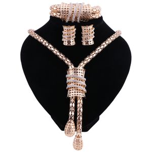 Neue Brautschmuck Set Goldfarbe Kristall Halskette Ohrringe Armband für indische Frauen Kleidung Schmuck Sets Geschenk