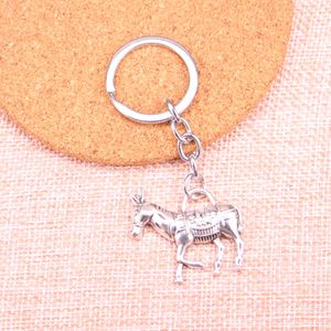 33*30mm Donkey Burro Keychain ، جديد للأزياء المصنوعة يدويًا معدنية مفاتيح حزب هدية المجوهرات Dropship