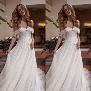 Linia MaisonSignore Sukienki Off Ramię Z Krótkim Rękawem Tulle Koronki Aplikacja Ruched Sash Wedding Sweep Sweep Robe de Mariée
