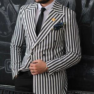 Autumn High Quality Black And White Rope Striped Men's Suit Coat Blazer Wedding Prom Party Slim Fit Jacket Only One Piece