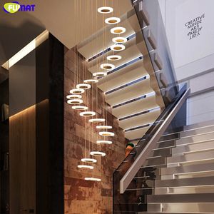 Fumat ljuskrona modern minimalistisk duplex golv hall mode atmosfär nordiska vardagsrumslampor Villa spiraltrappa lång hängande