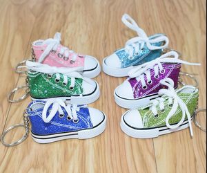 Nowy Przyjeżdżający Mini Cute Tenis Buty Brelok Bag Torba Urok Musujące Glitter Klucz Key Blue Holder Prezent Sporty Sneaker Breloczek Break Funny Prezenty