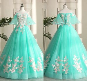 Juliet Sleeves Off The Shoulder Prom Sweet 16 Abiti 2019 Fiori fatti a mano Applique con ricami in rilievo Abito Quinceanera per Sweet 15 Girls