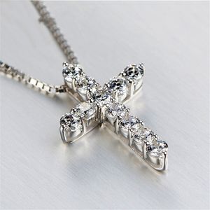 Glückliche weibliche Damen Kreuz Kristall Anhänger Halskette 925 Silber Runde weiße Diamant Halsketten für Frauen beste Liebhaber Halsband