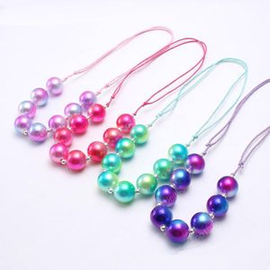 New Arrivel Magic Color Pearl Kid Chunky Halsband Justerat Rope Girls Bubblegum Pärlor Chunky Hänge Halsband Smycken För Barn