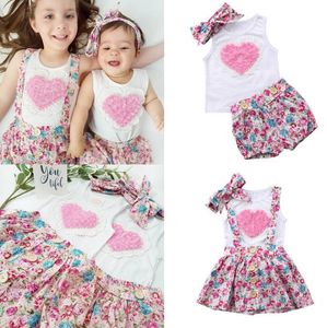 Kız bebekler Kıyafetler Aşk Kalp Yelek Çiçek Sling Etek saç bandı 3adet Seti Çiçek Kız Elbise Yaz Çocuk Kız Giyim 2 Designs ayarlar DHW2596